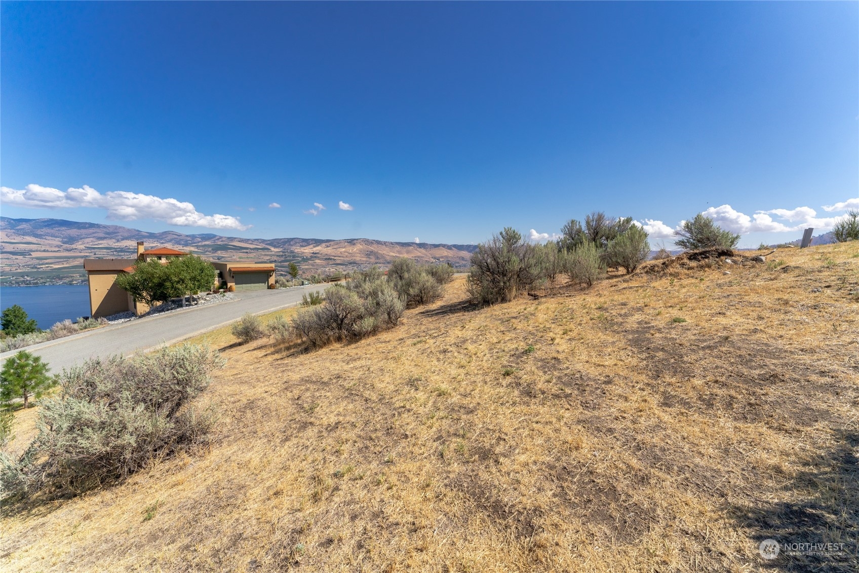 373 Sabio Way Property Photo 6