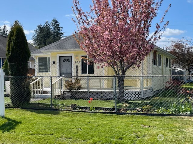 205 Monroe Street Property Photo