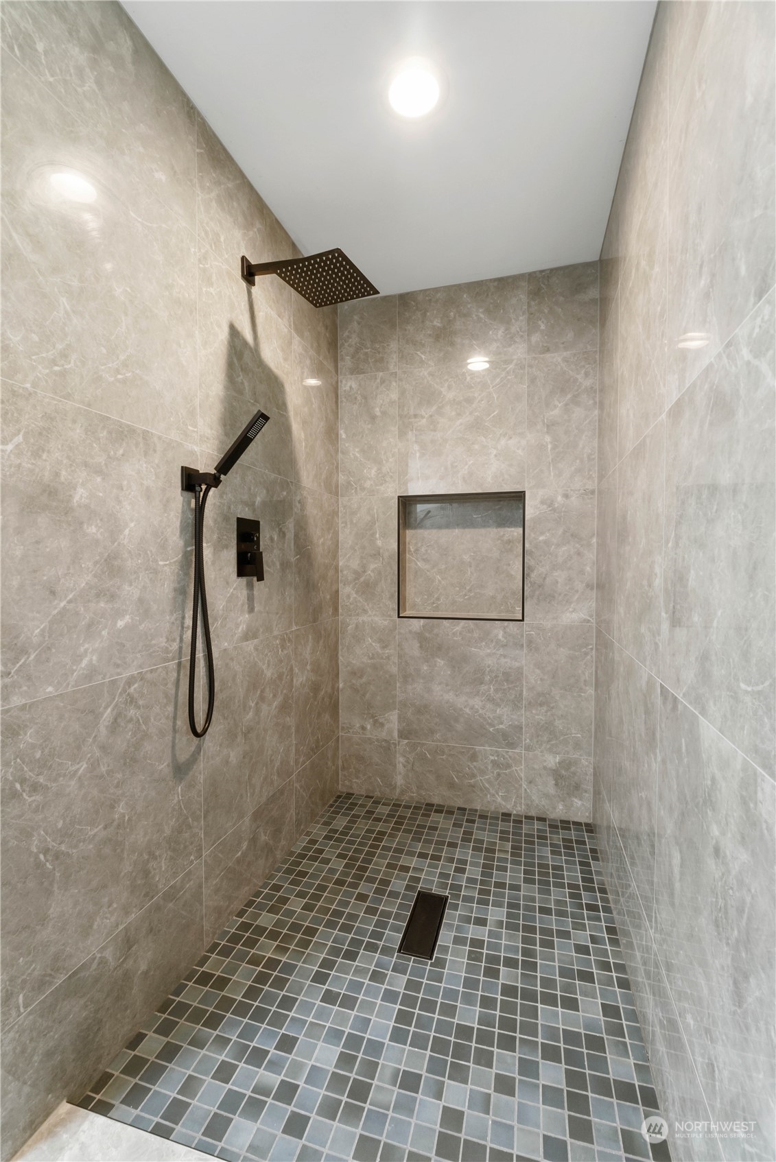 6598 Vandermark Road Property Photo 29