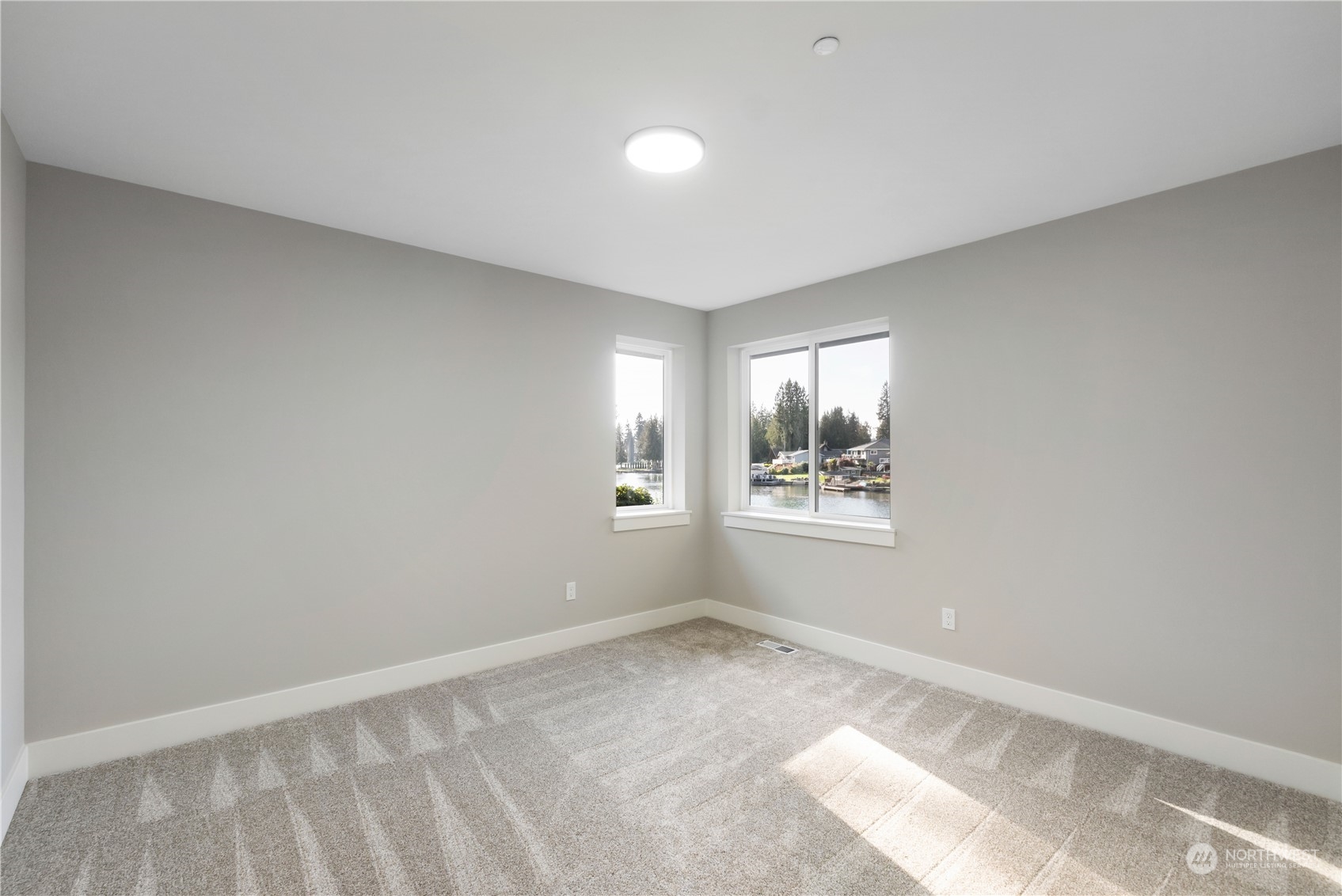 6598 Vandermark Road Property Photo 30