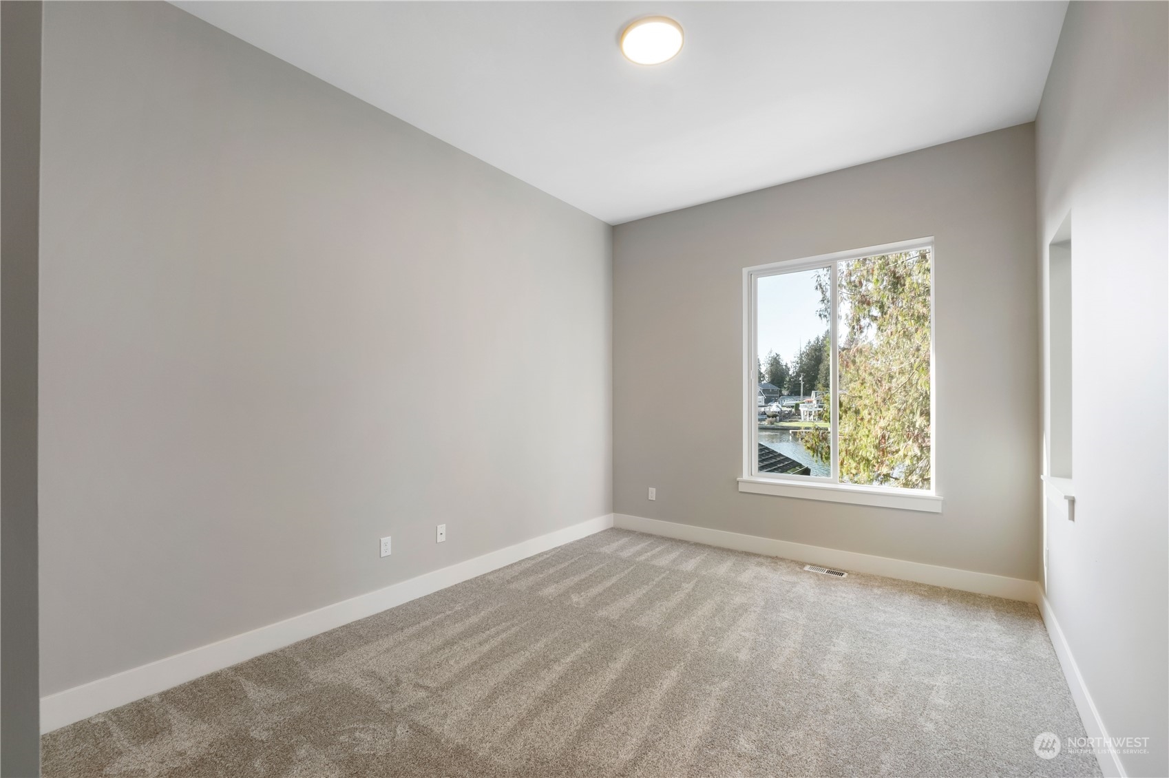 6598 Vandermark Road Property Photo 33