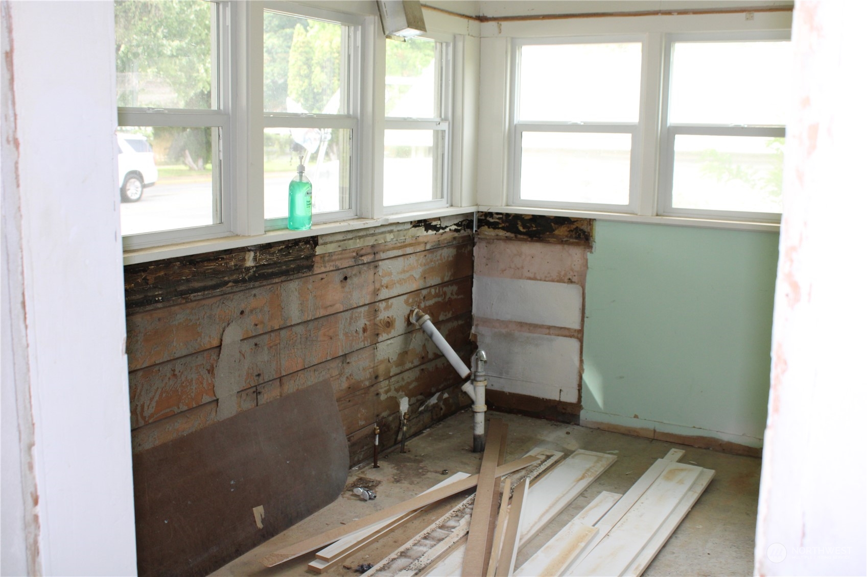332 W Gibson Avenue Property Photo 22