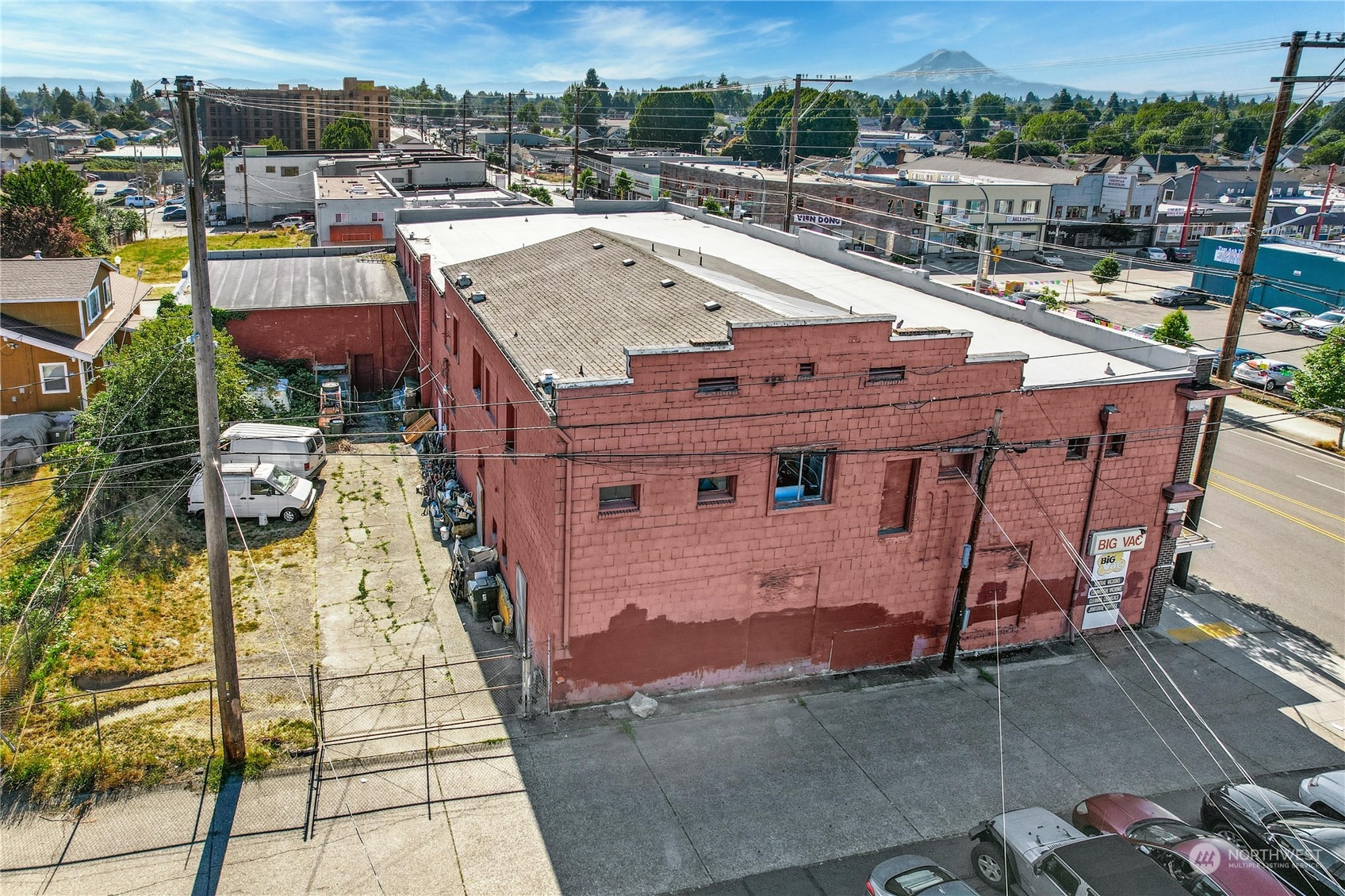 809 S 38th Street Property Photo 15