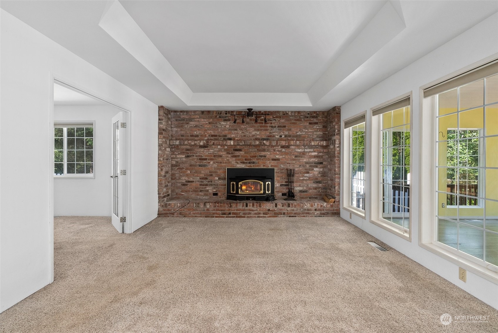 711 Baker Street Property Photo 17