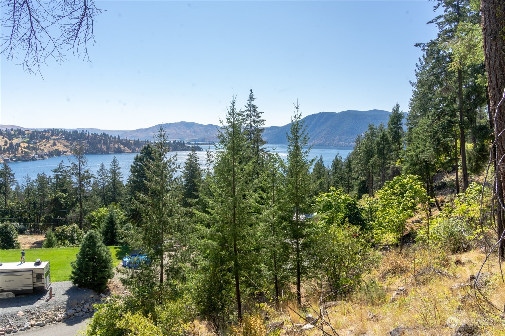 57 Mcclosky Drive Property Photo 10