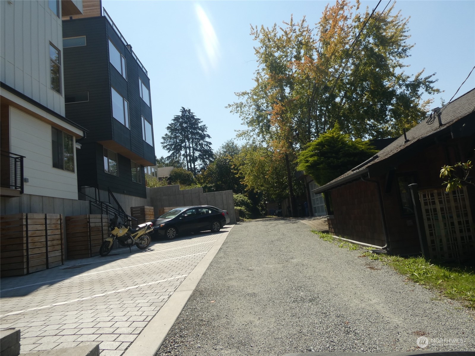 3209 37th Place Property Photo 5