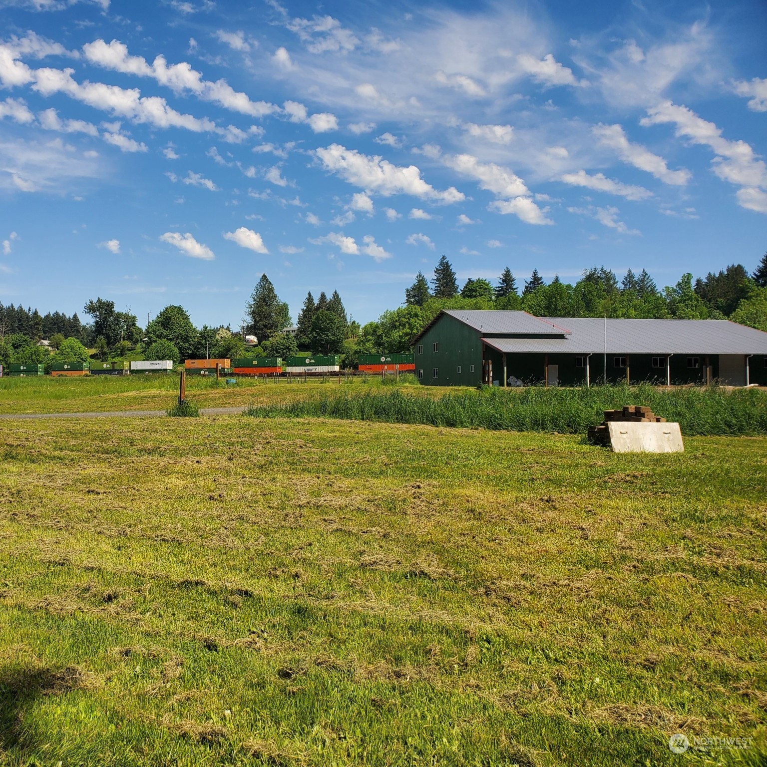 1377 Hining Road Property Photo 1