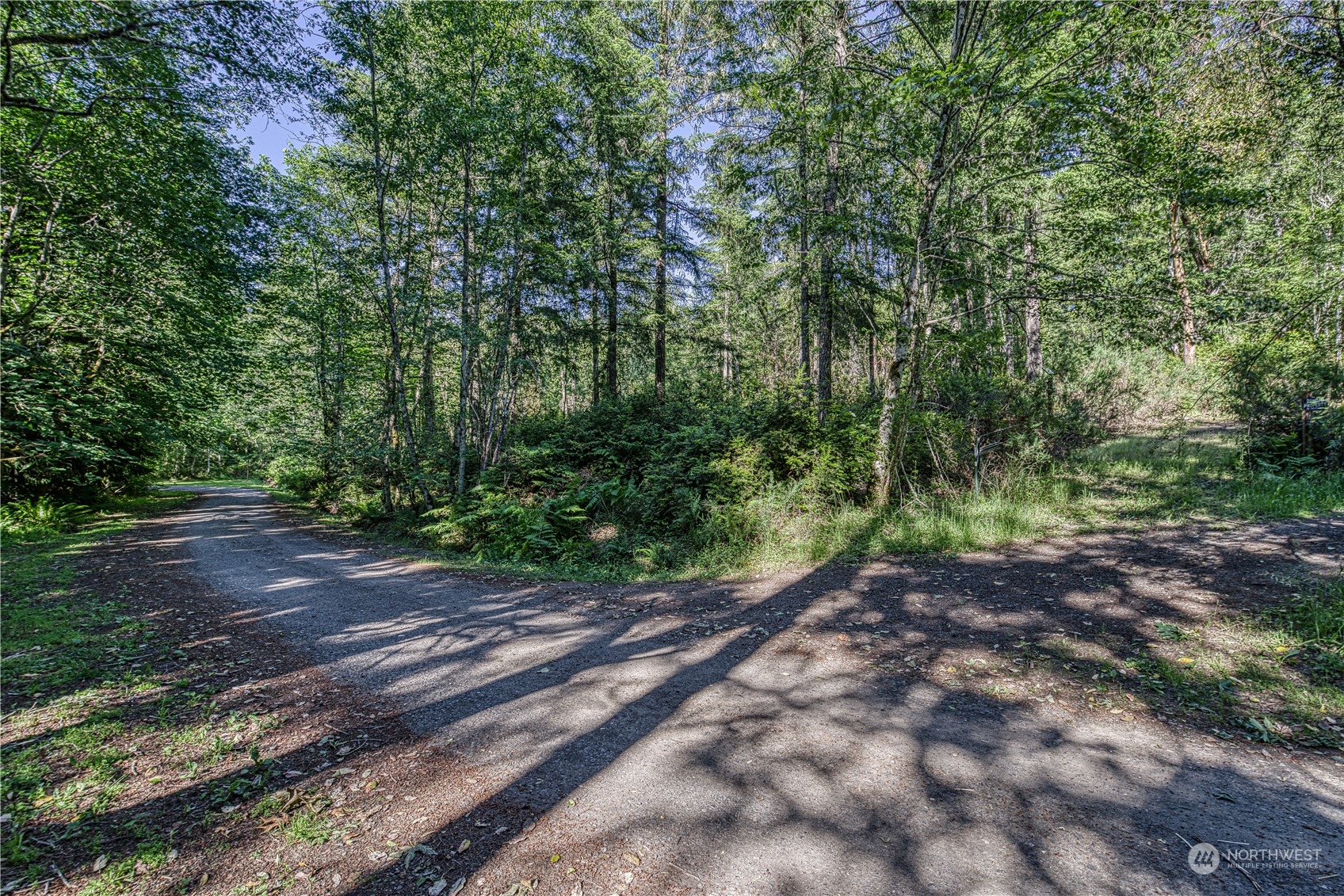 1415 208th Avenue Property Photo 5