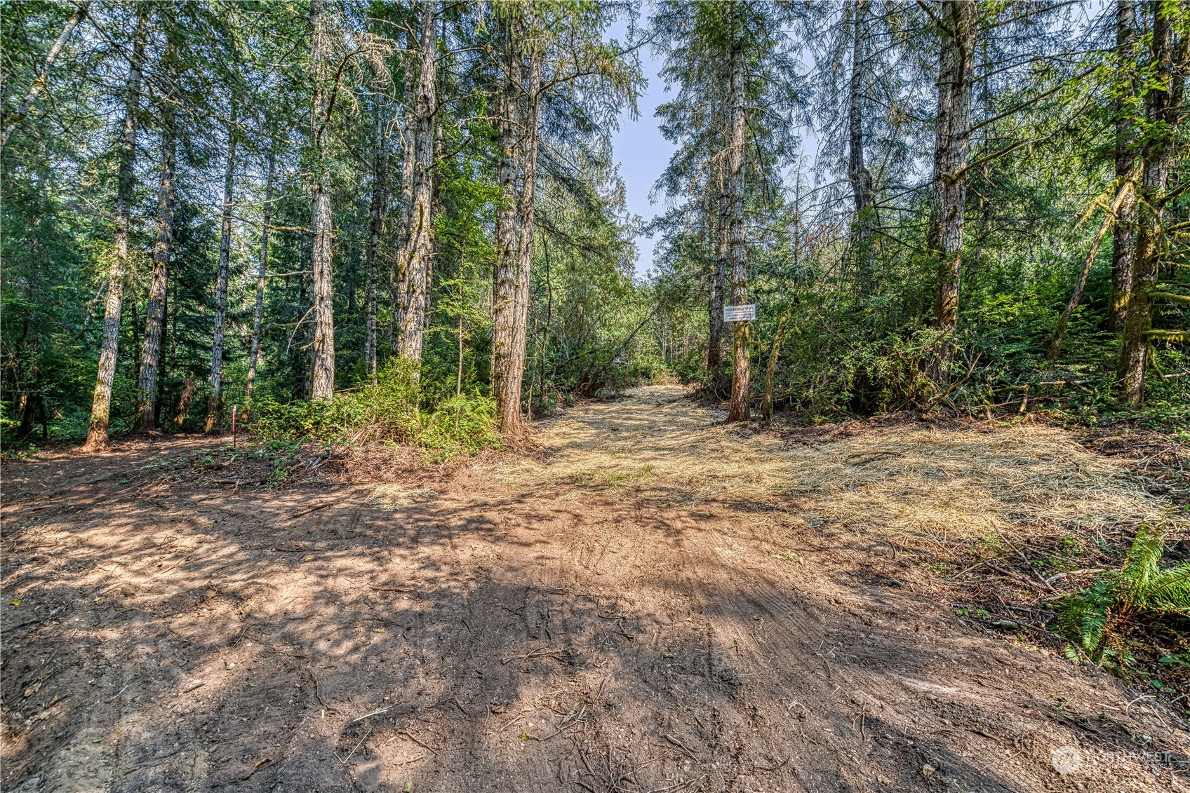 1415 208th Avenue Property Photo 7
