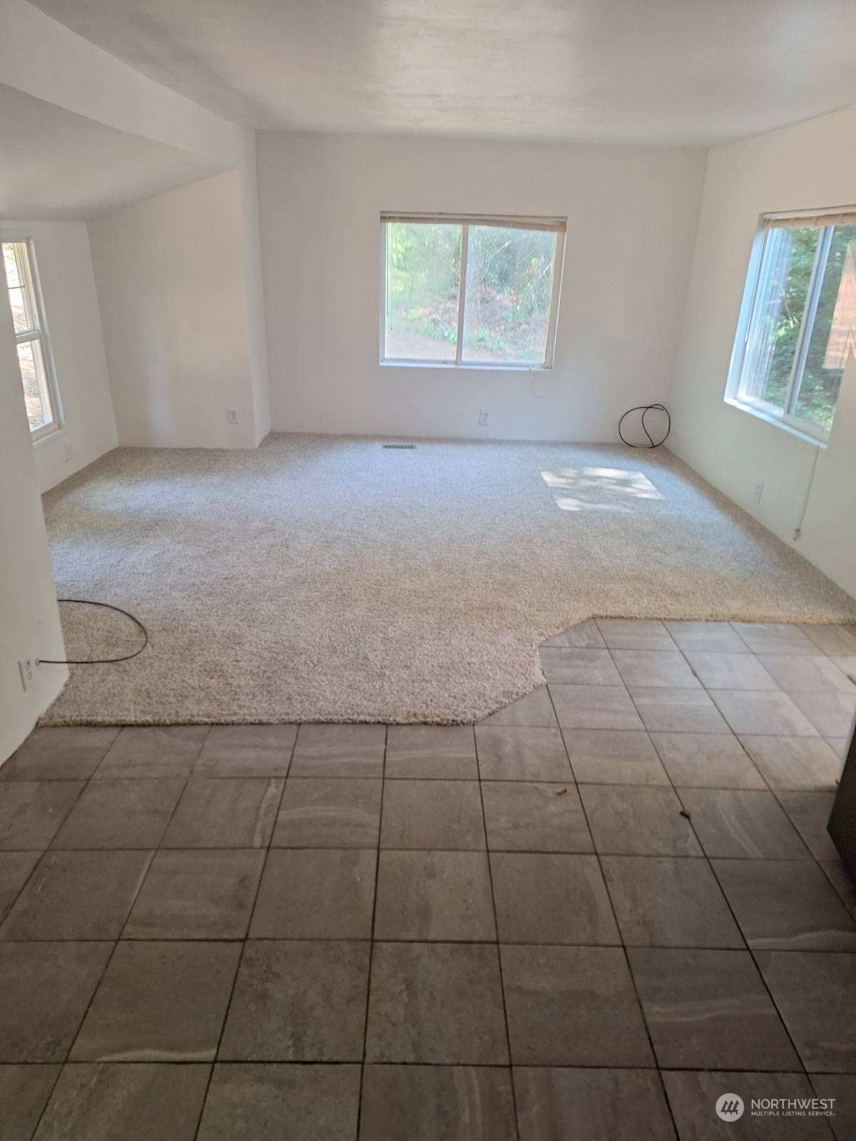 135 Redbud Road Property Photo 8