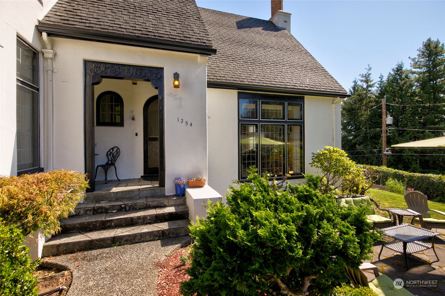 1254 N L Street Property Photo