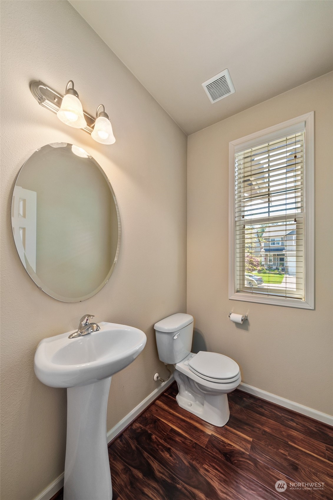 8123 165th Street Ct Property Photo 4