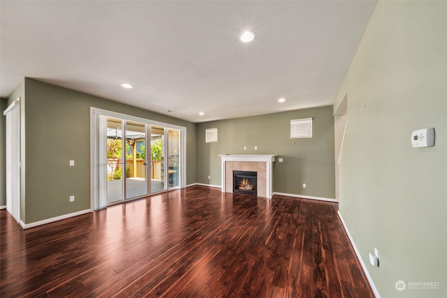 8123 165th Street Ct Property Photo 6