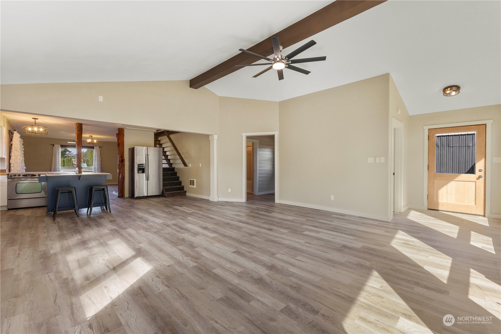 415 E Pe Ell Avenue Property Photo 8