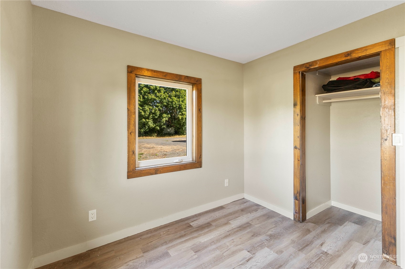 415 E Pe Ell Avenue Property Photo 19