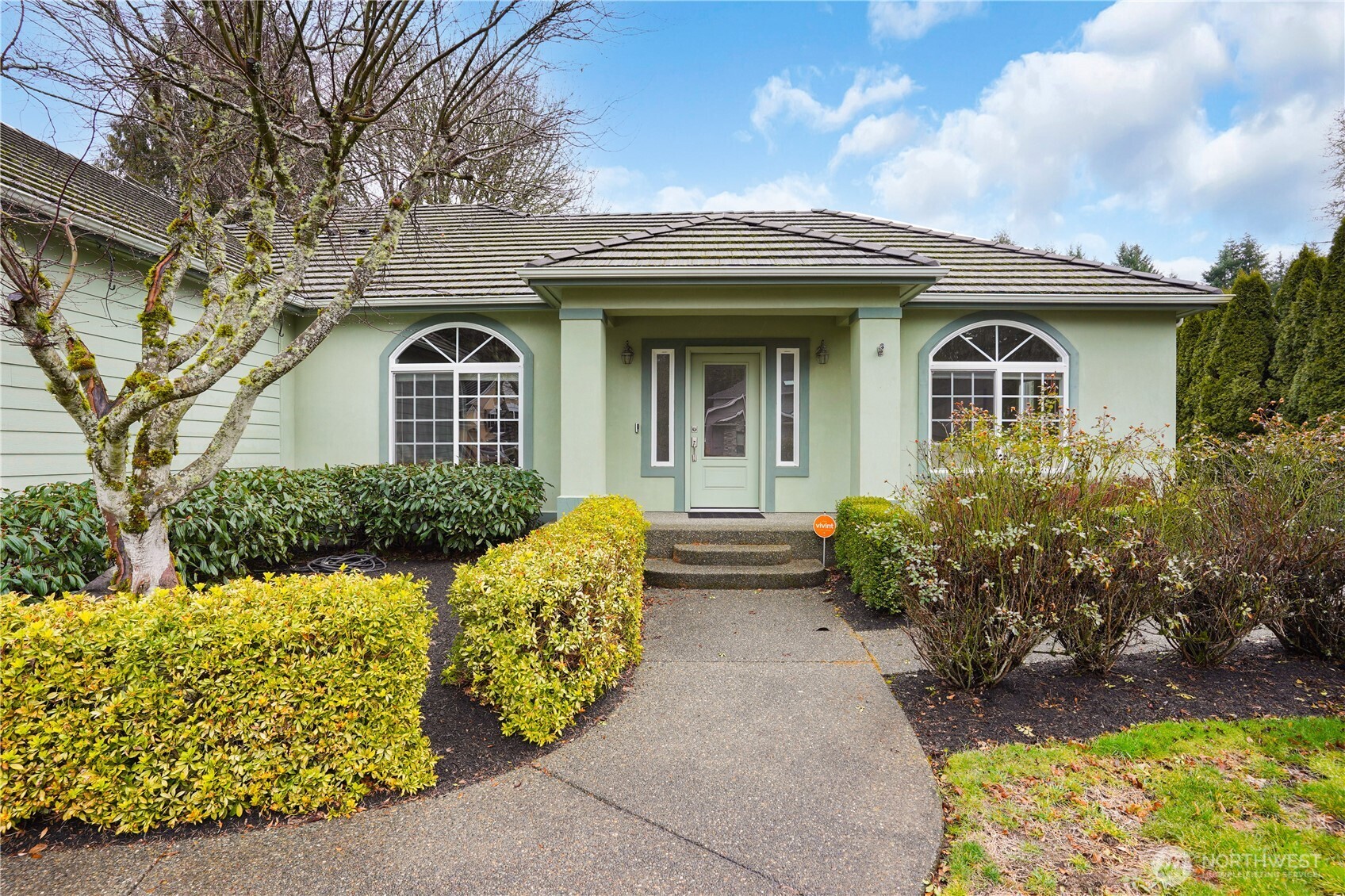 6505 Turnberry Lane Property Photo 4