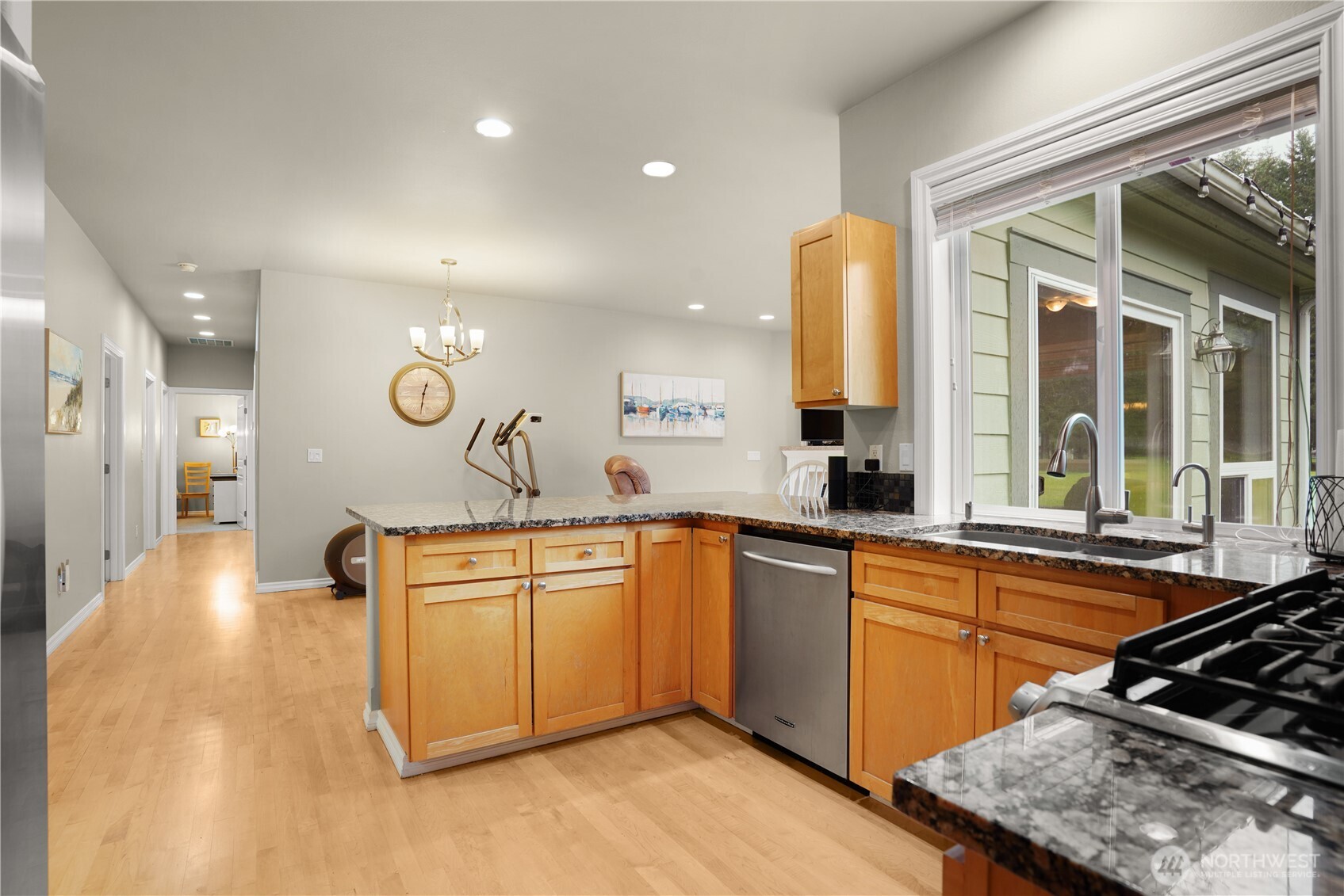 6505 Turnberry Lane Property Photo 12