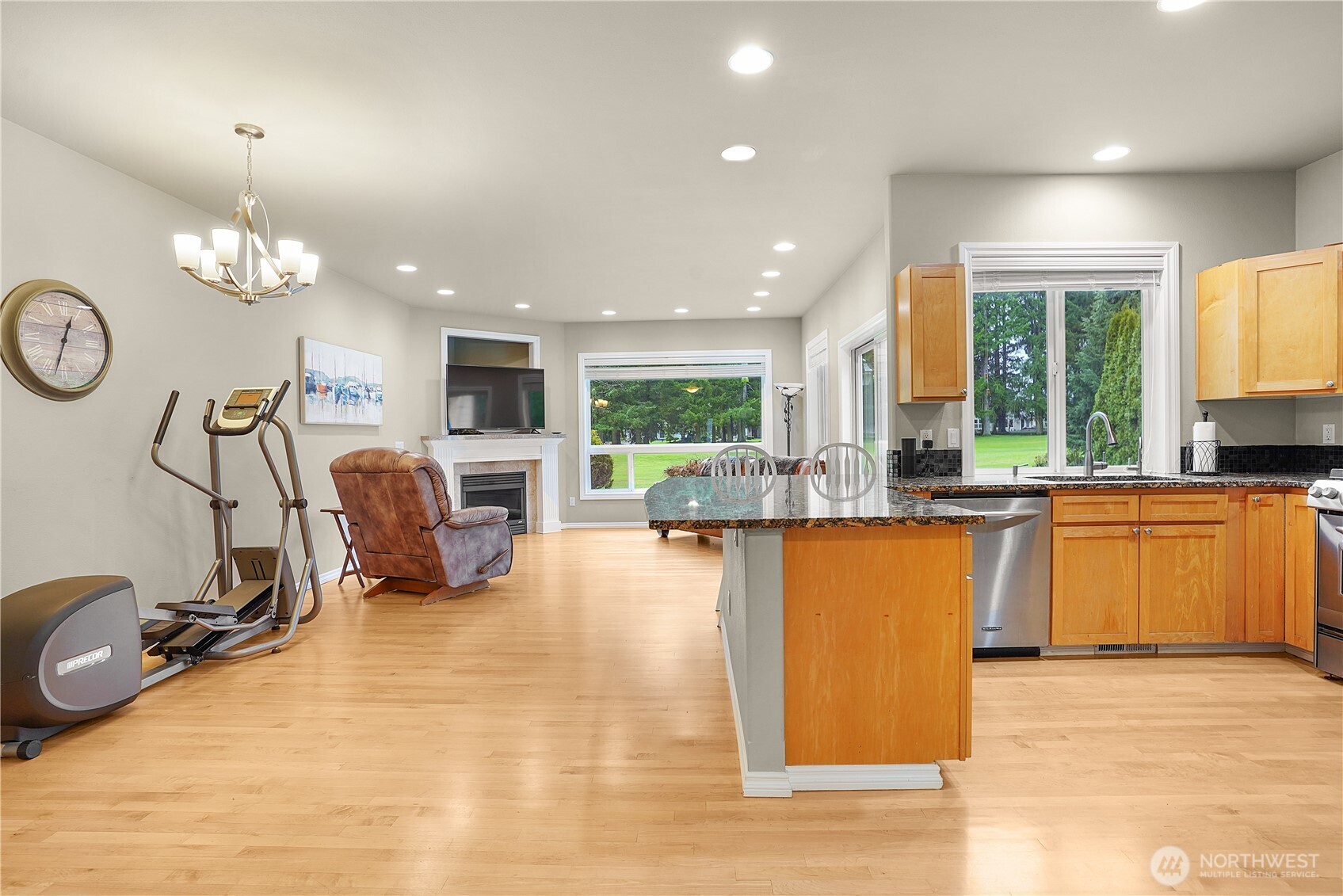 6505 Turnberry Lane Property Photo 14