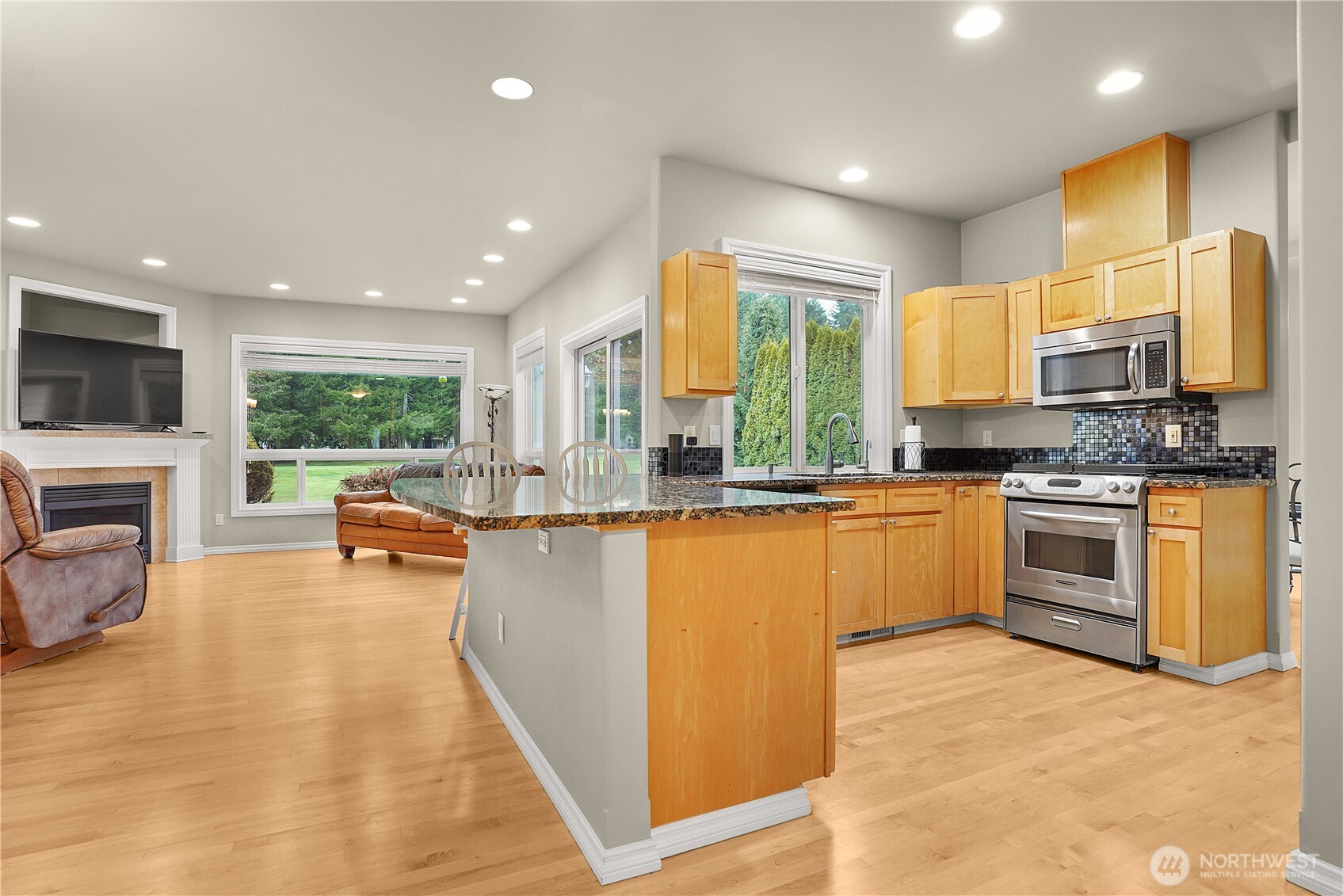 6505 Turnberry Lane Property Photo 15