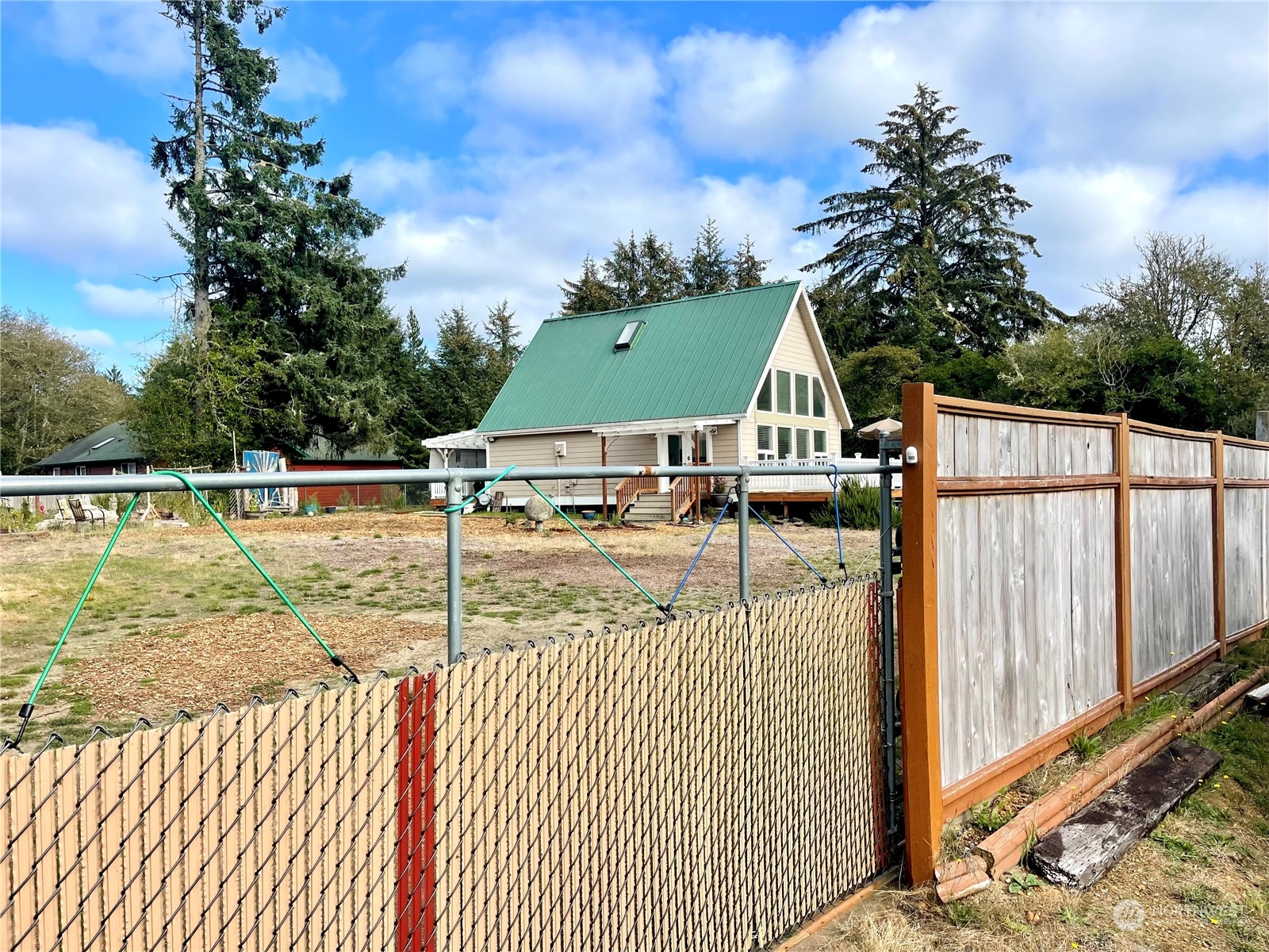 894 Mount Olympus Avenue Property Photo 1