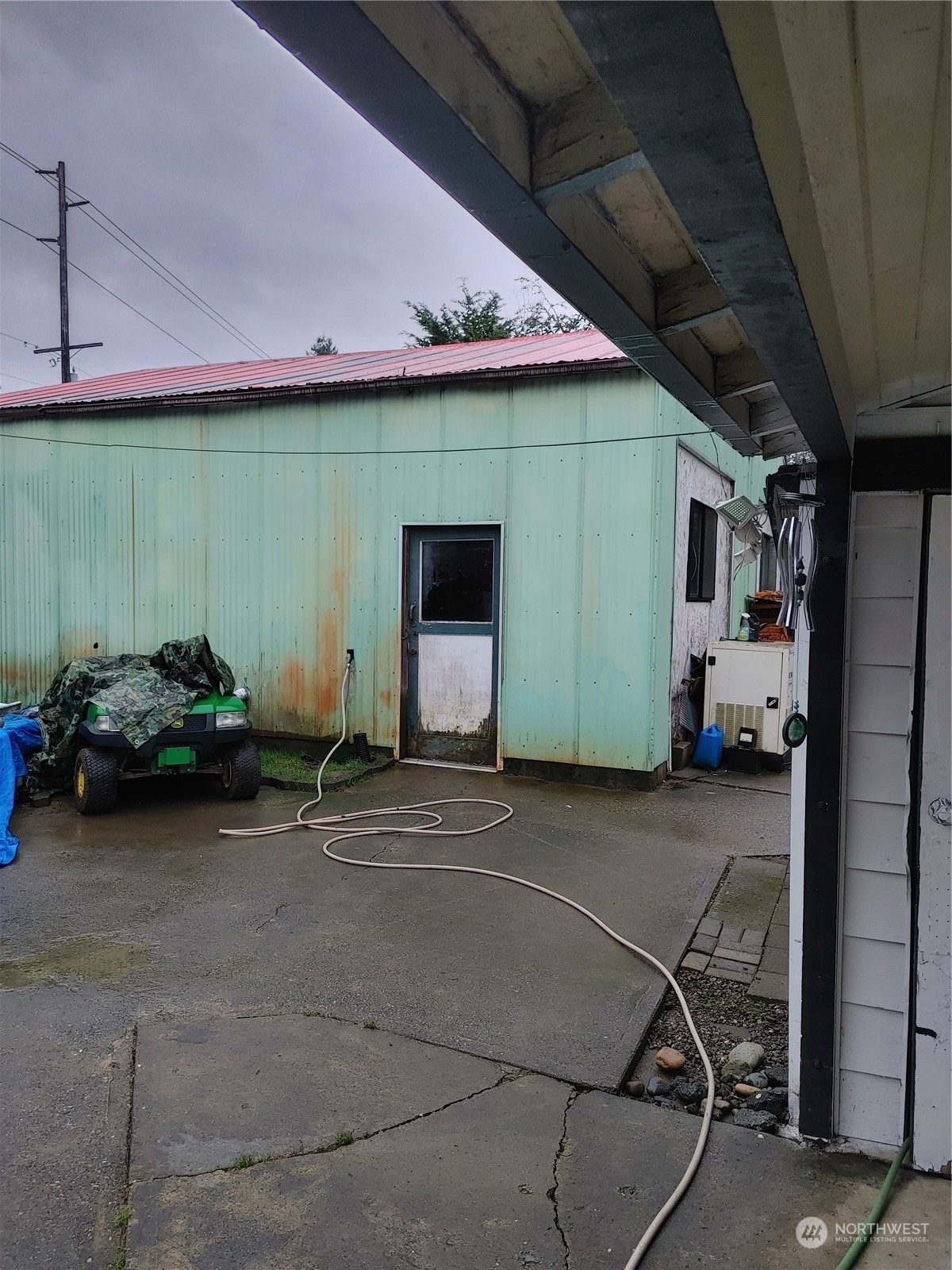 2180 Old Highway 99 North Road Property Photo 4