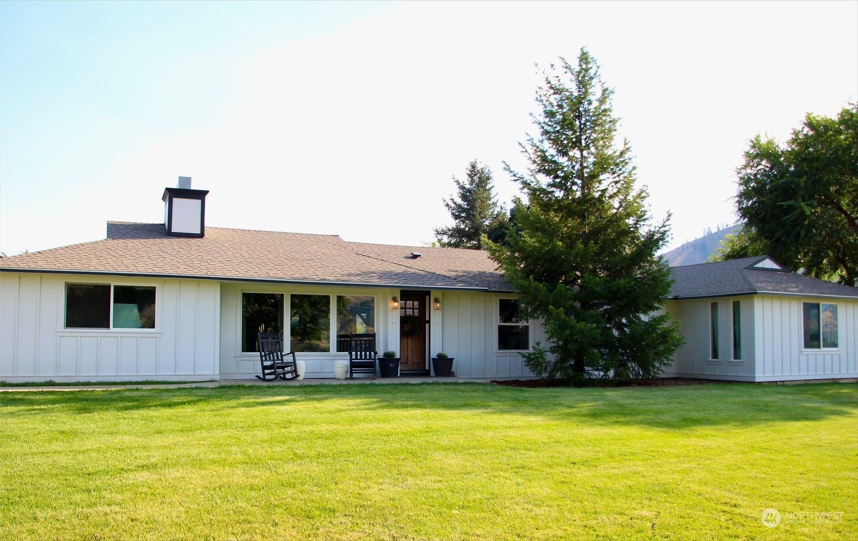 5079 Harnden Road Property Photo