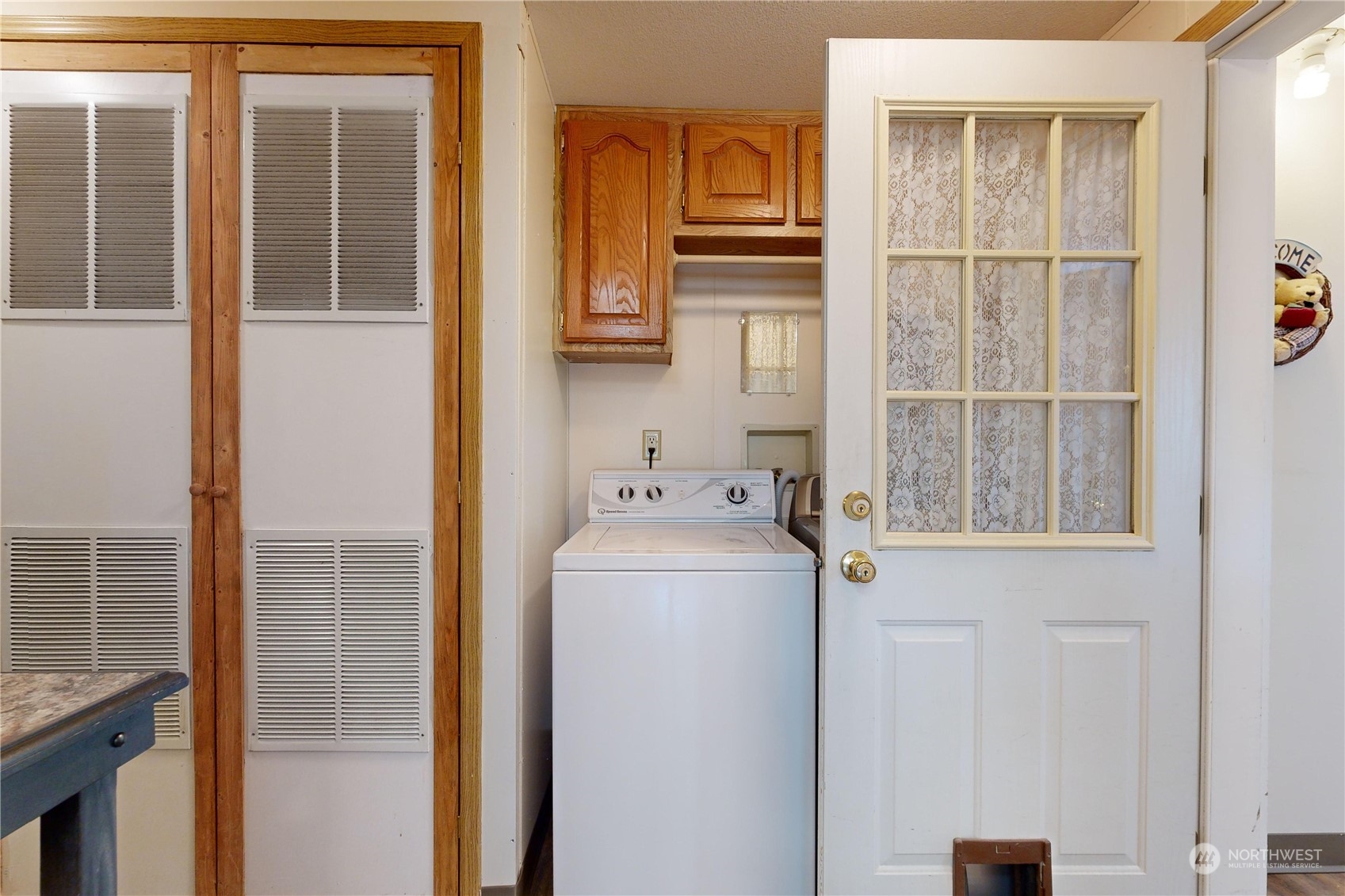 99 York Street Property Photo 11