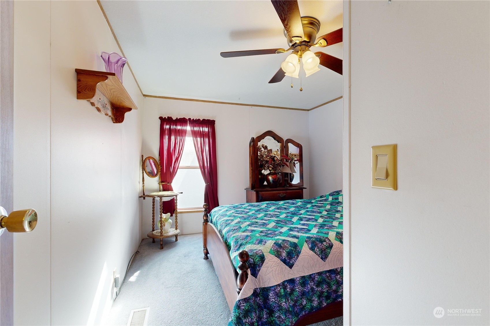 99 York Street Property Photo 18