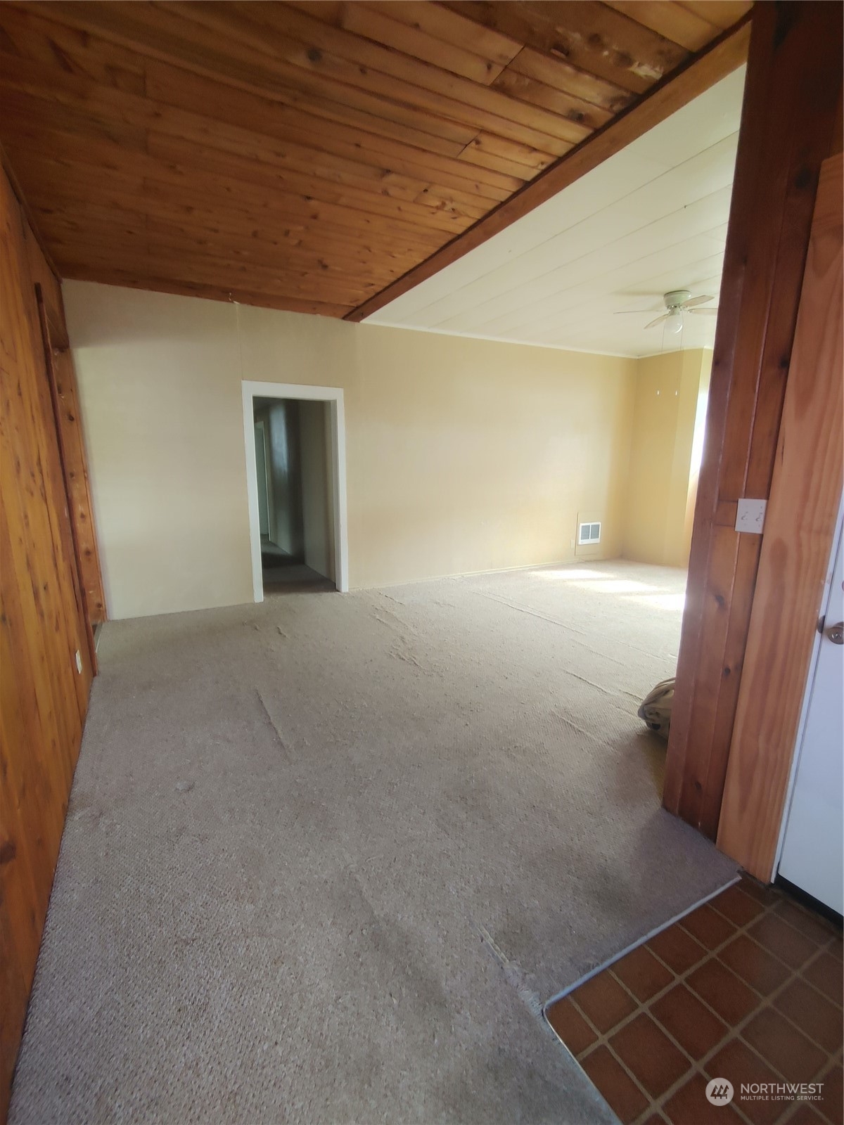 418 E Pioneer Avenue Property Photo 7