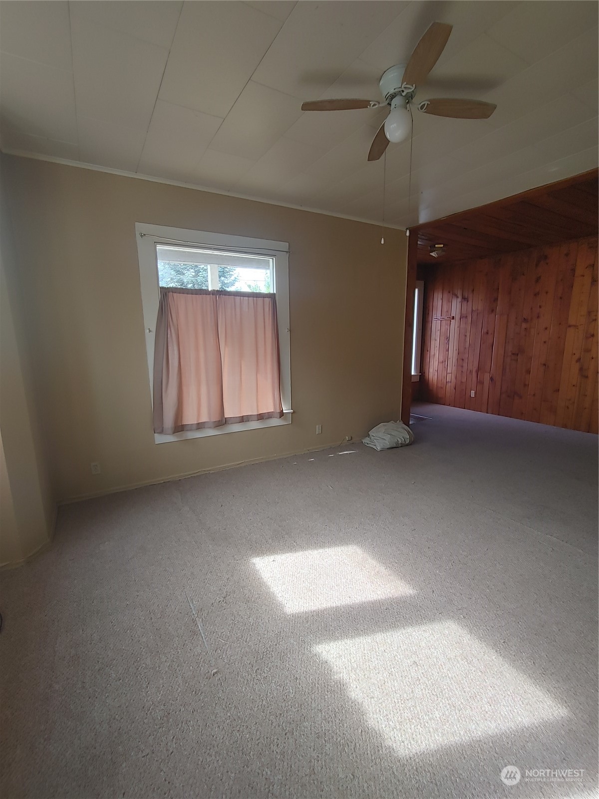 418 E Pioneer Avenue Property Photo 9