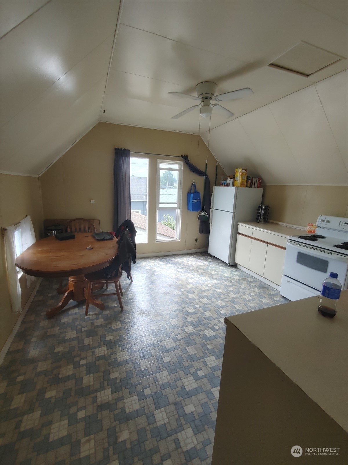 418 E Pioneer Avenue Property Photo 30