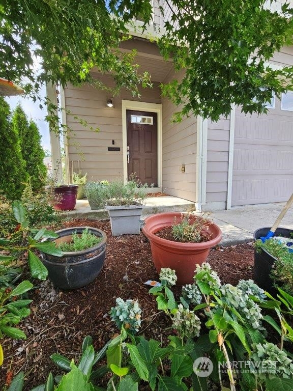 6102 Ne 81st Avenue Property Photo
