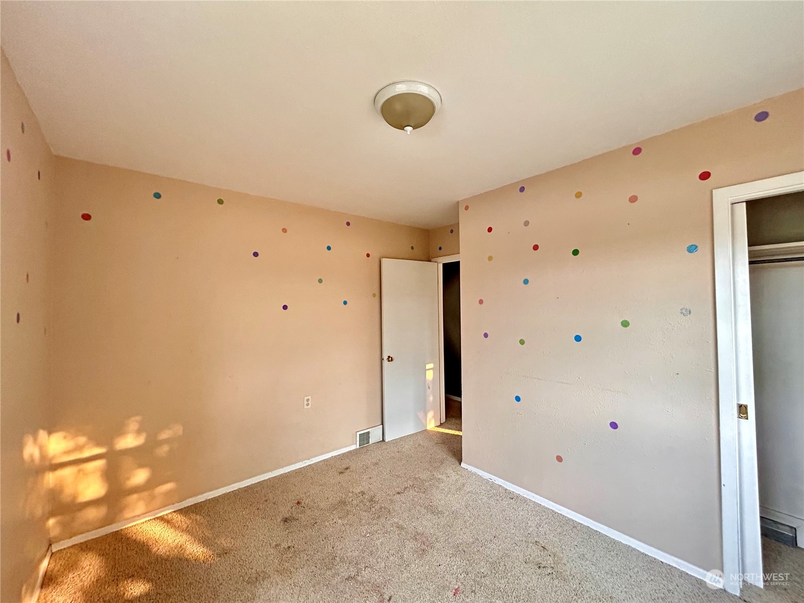 195 Se Railroad Street Property Photo 17
