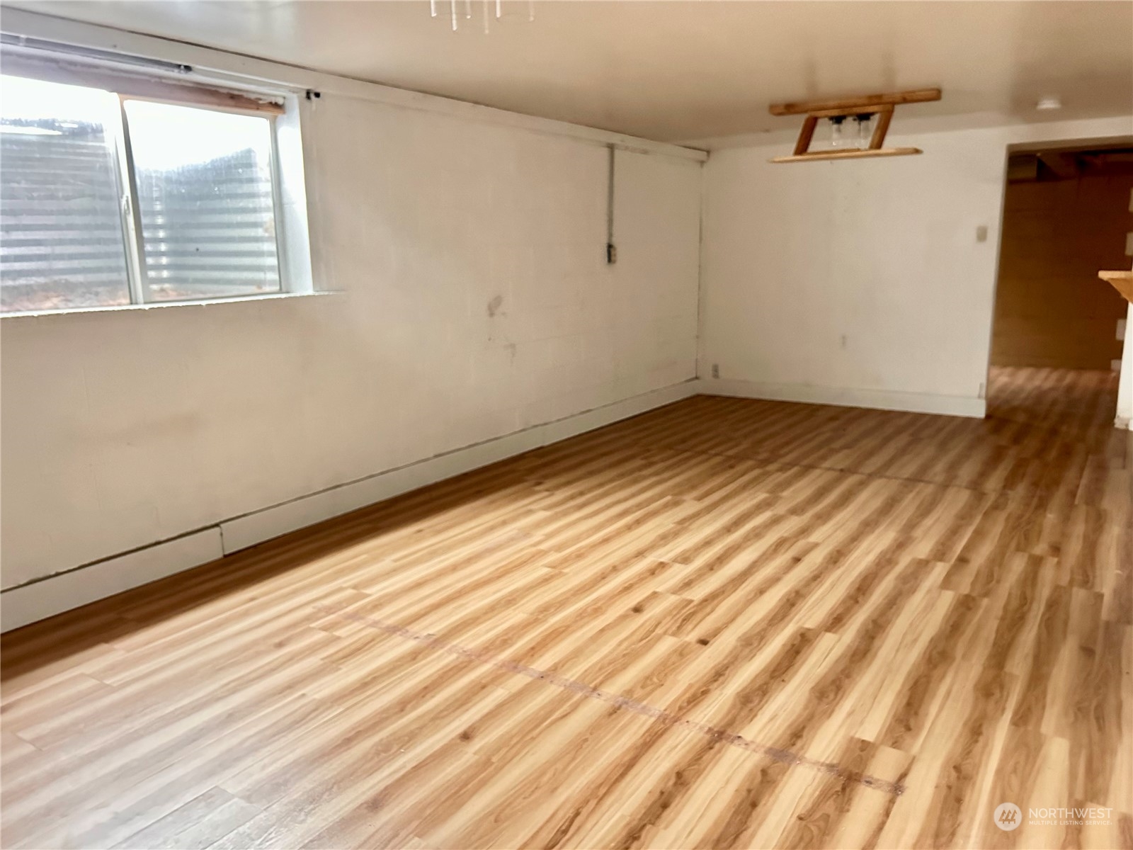 195 Se Railroad Street Property Photo 24