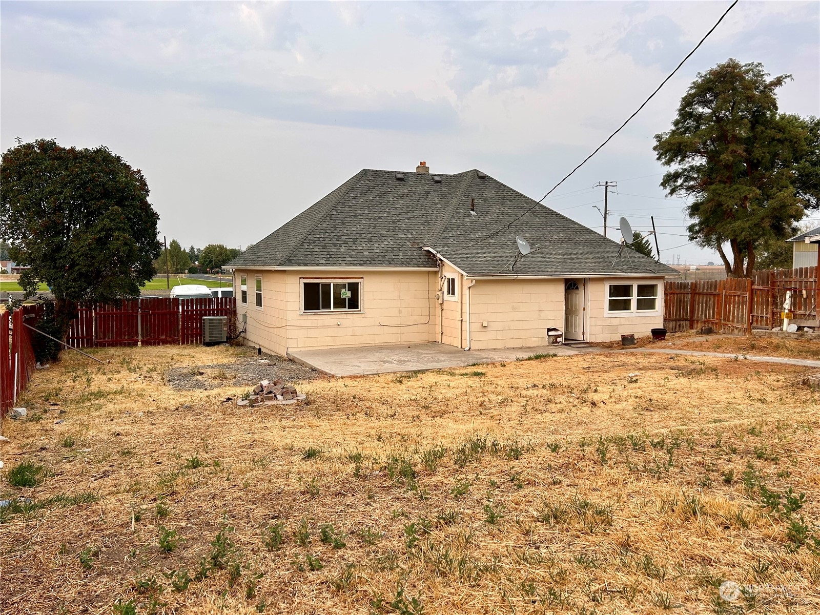 195 Se Railroad Street Property Photo 29