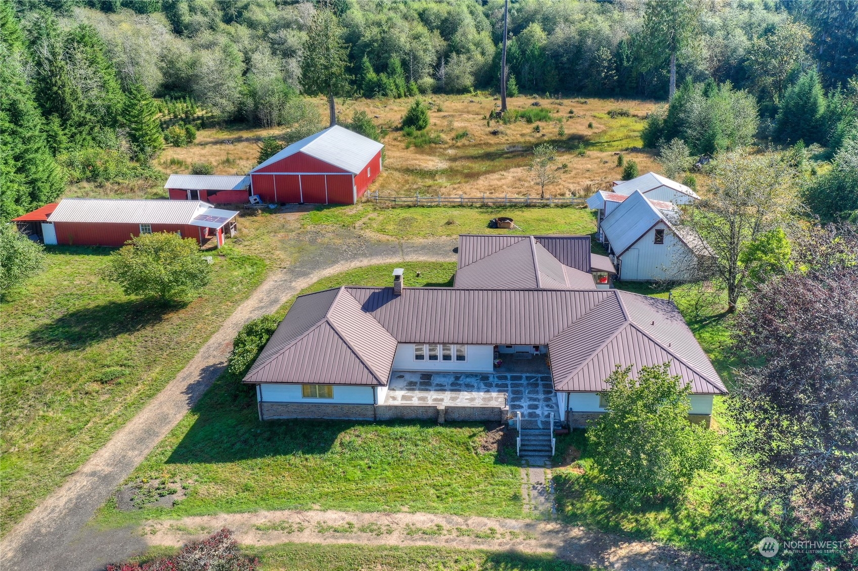 412 Cloquallum Road Property Photo 1