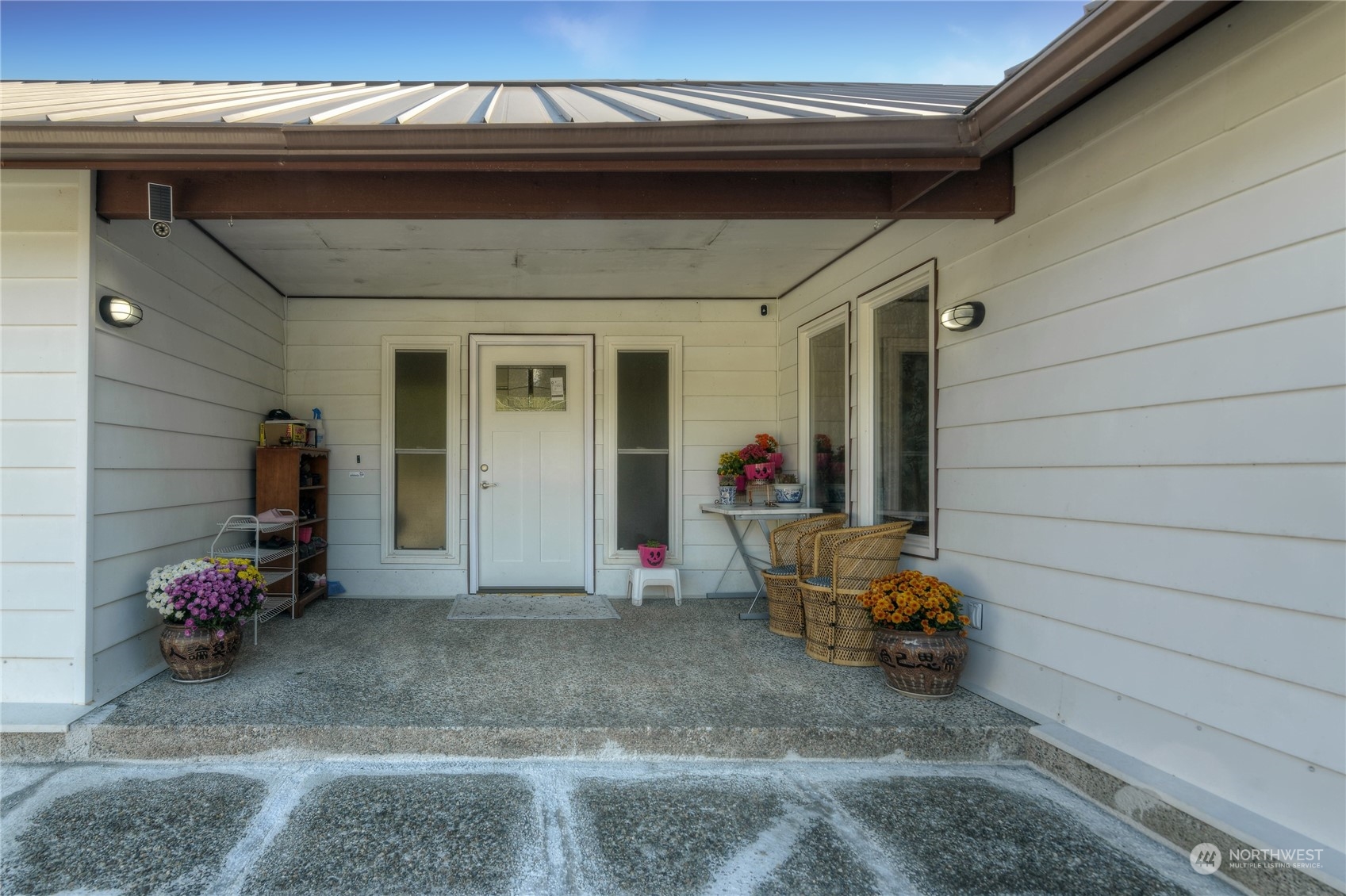 412 Cloquallum Road Property Photo 2