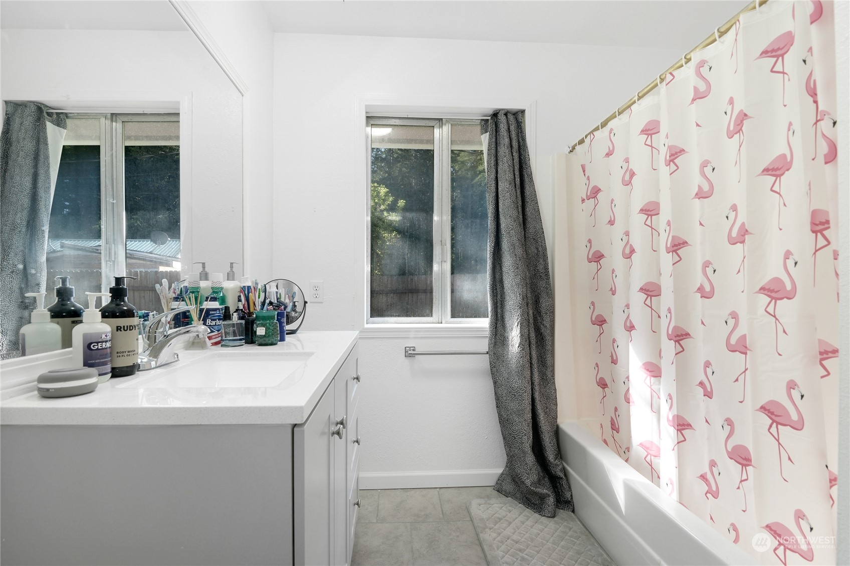 412 Cloquallum Road Property Photo 14