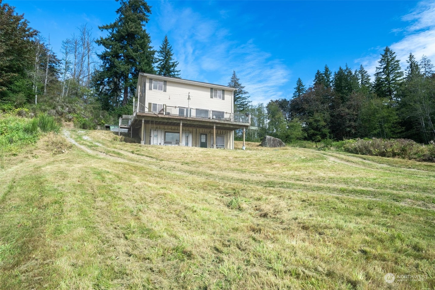 18349 Cardinal Lane Property Photo