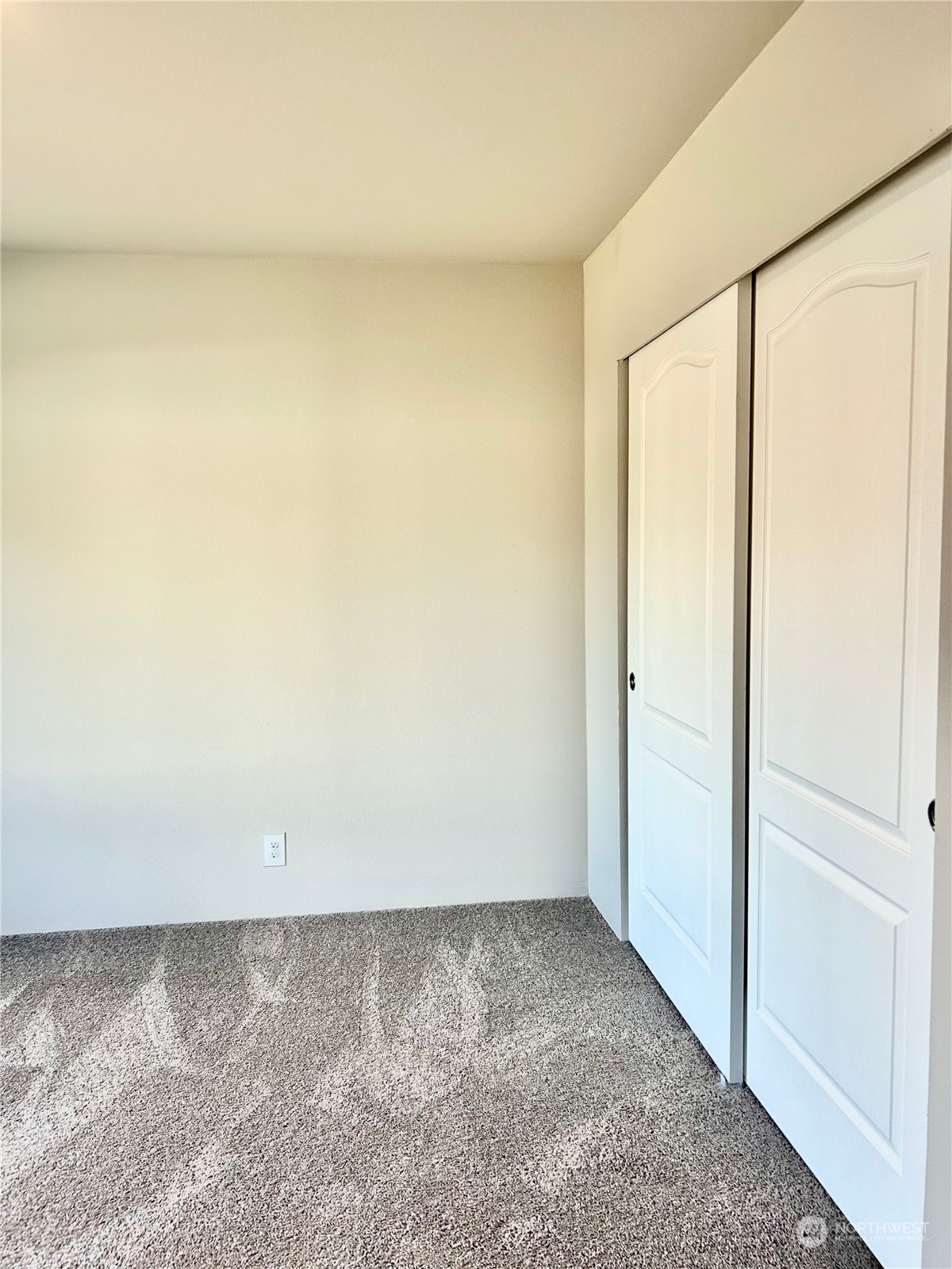 2015 6th Avenue 112 Property Photo 12