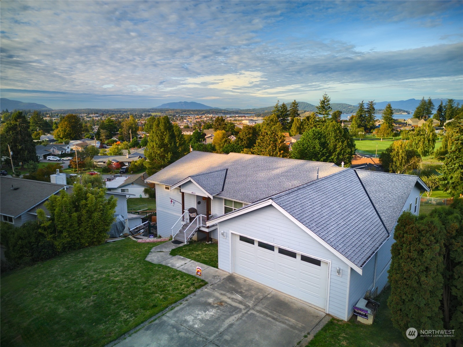 4111 R Avenue Property Photo 5