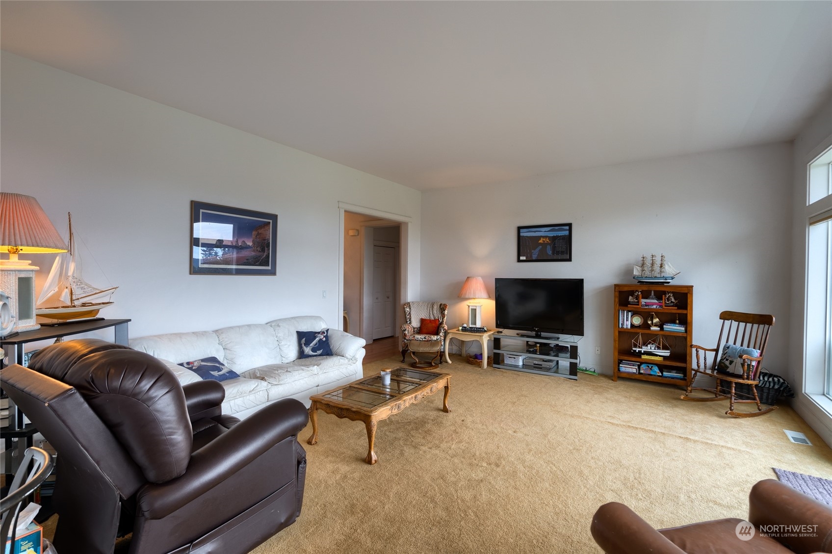 4111 R Avenue Property Photo 10