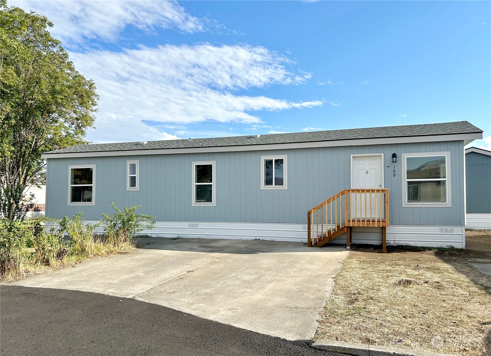 2015 6th Avenue 109 Property Photo 1