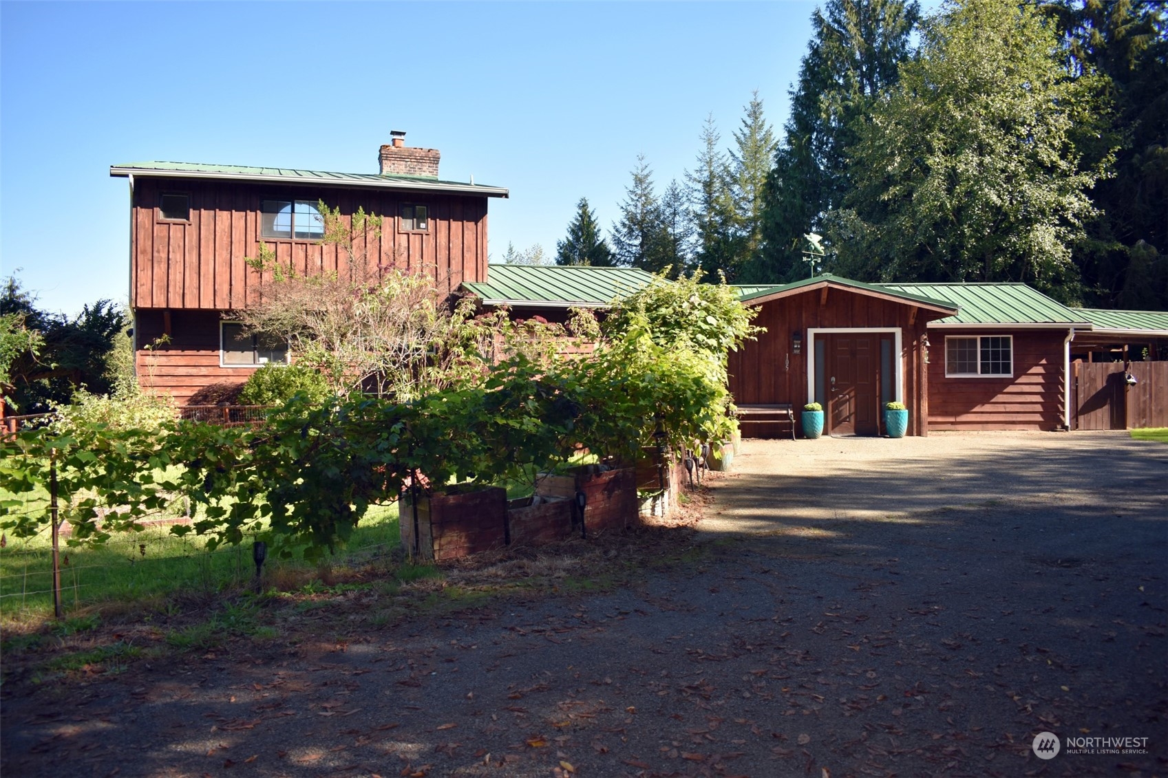 105 Strawberry Hill Road Property Photo