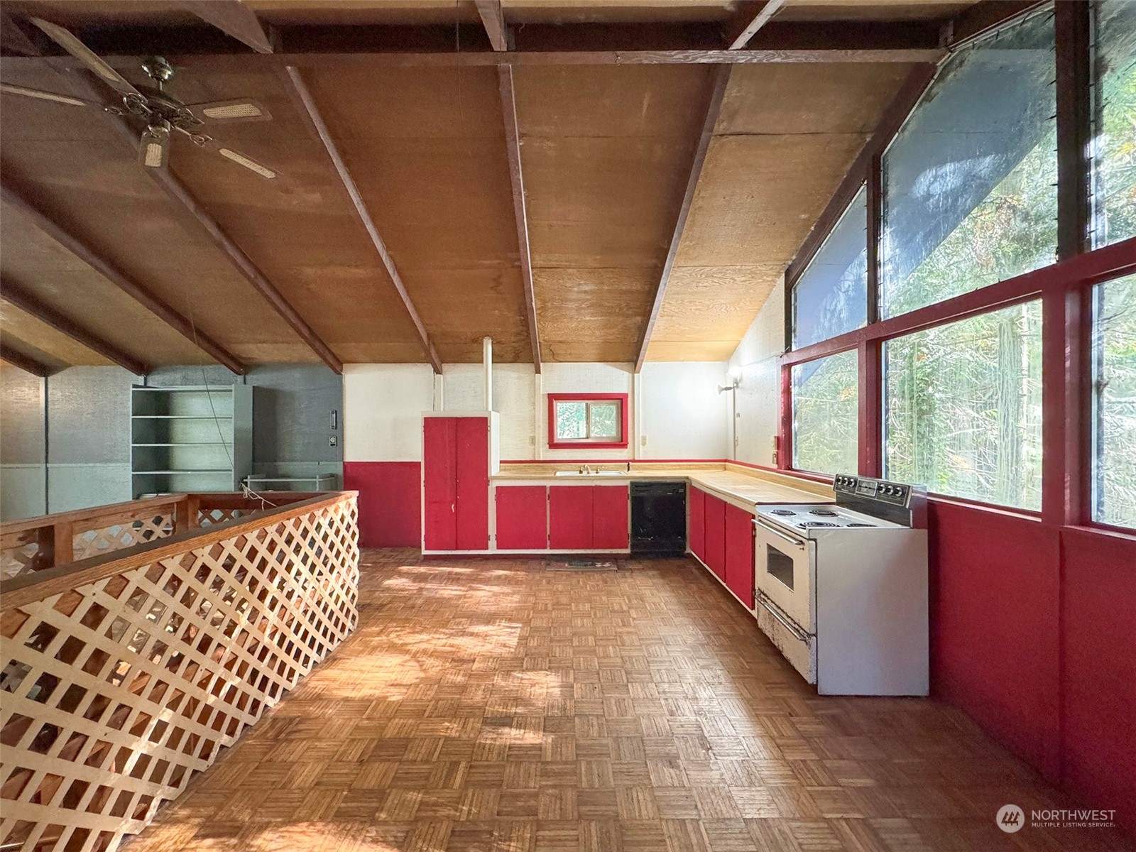 344 Dungeness Meadows Property Photo 13