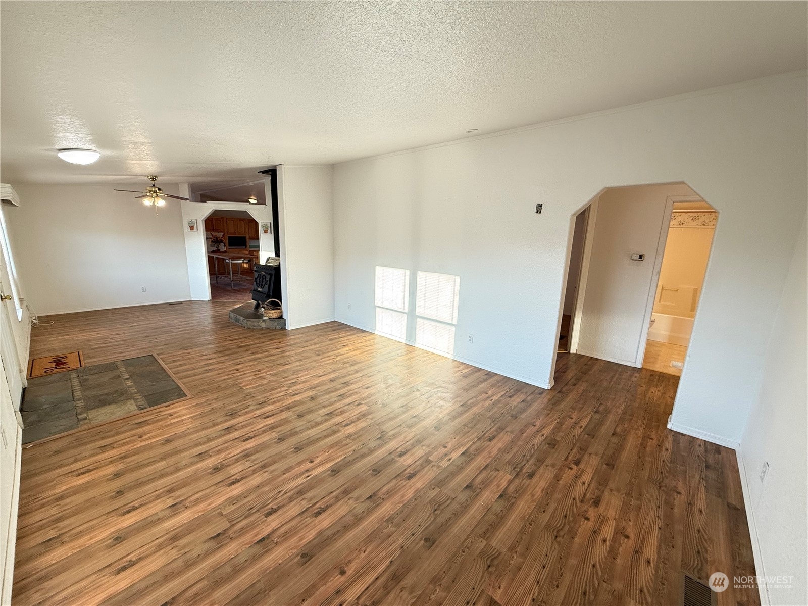 402 Poulsen Road Property Photo 2