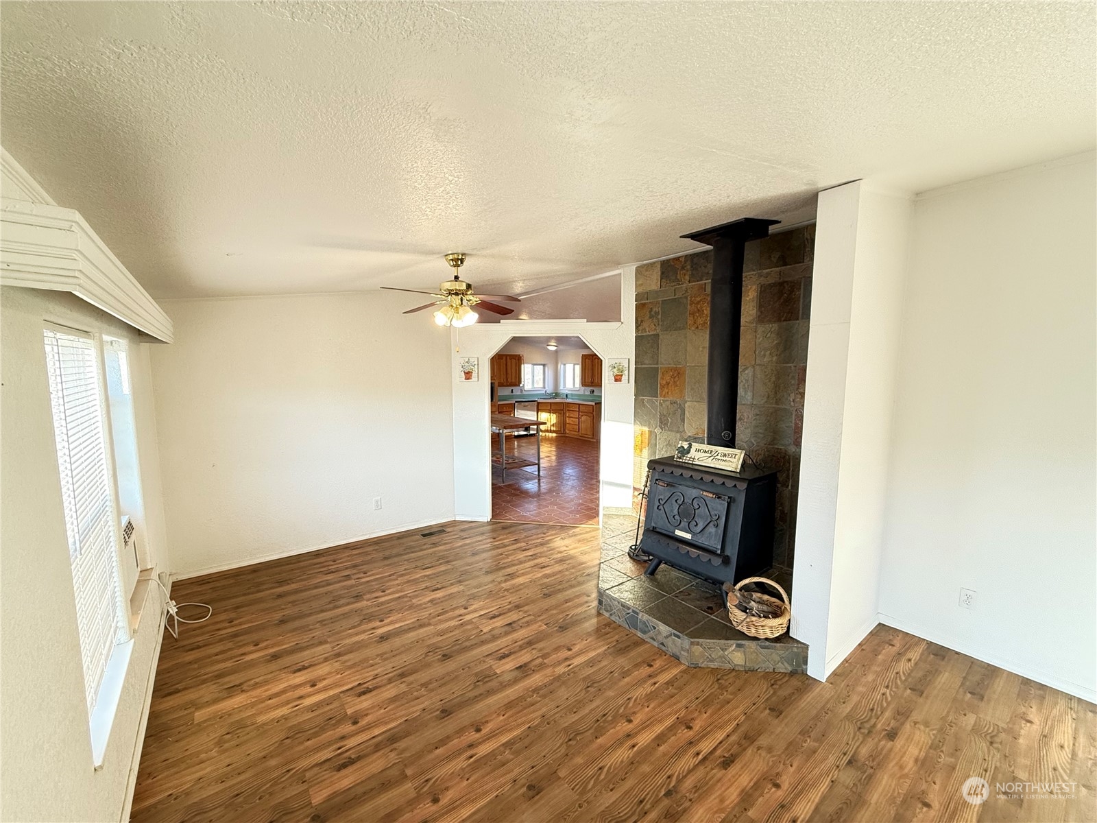 402 Poulsen Road Property Photo 3
