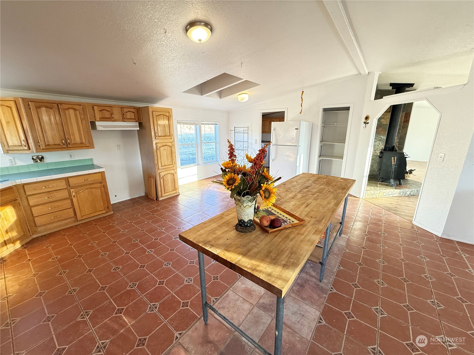 402 Poulsen Road Property Photo 7