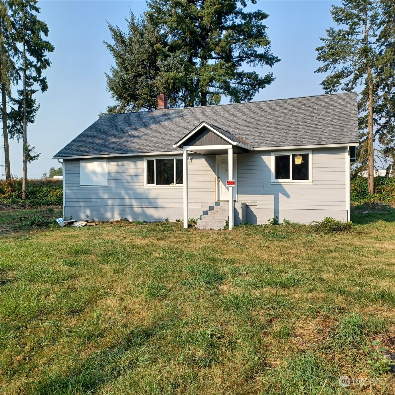 1257 S Yew Street Property Photo 1