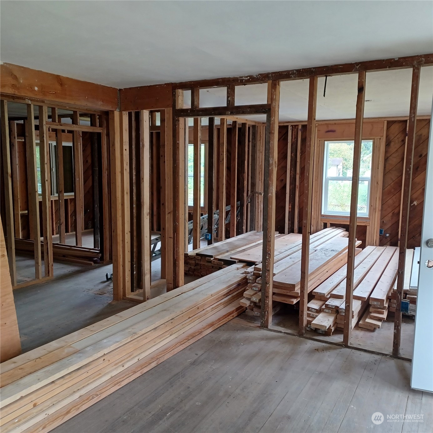 1257 S Yew Street Property Photo 8